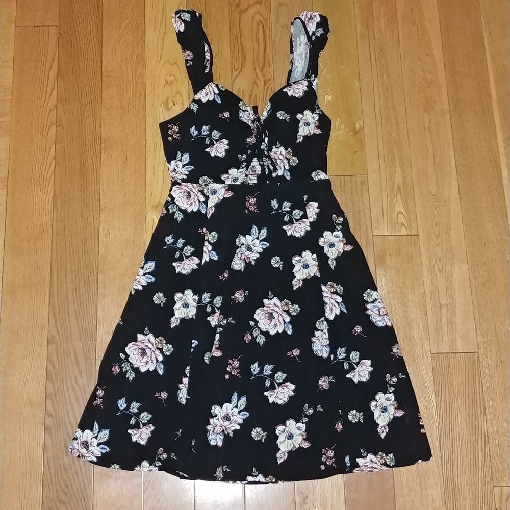 Summer dress, size medium